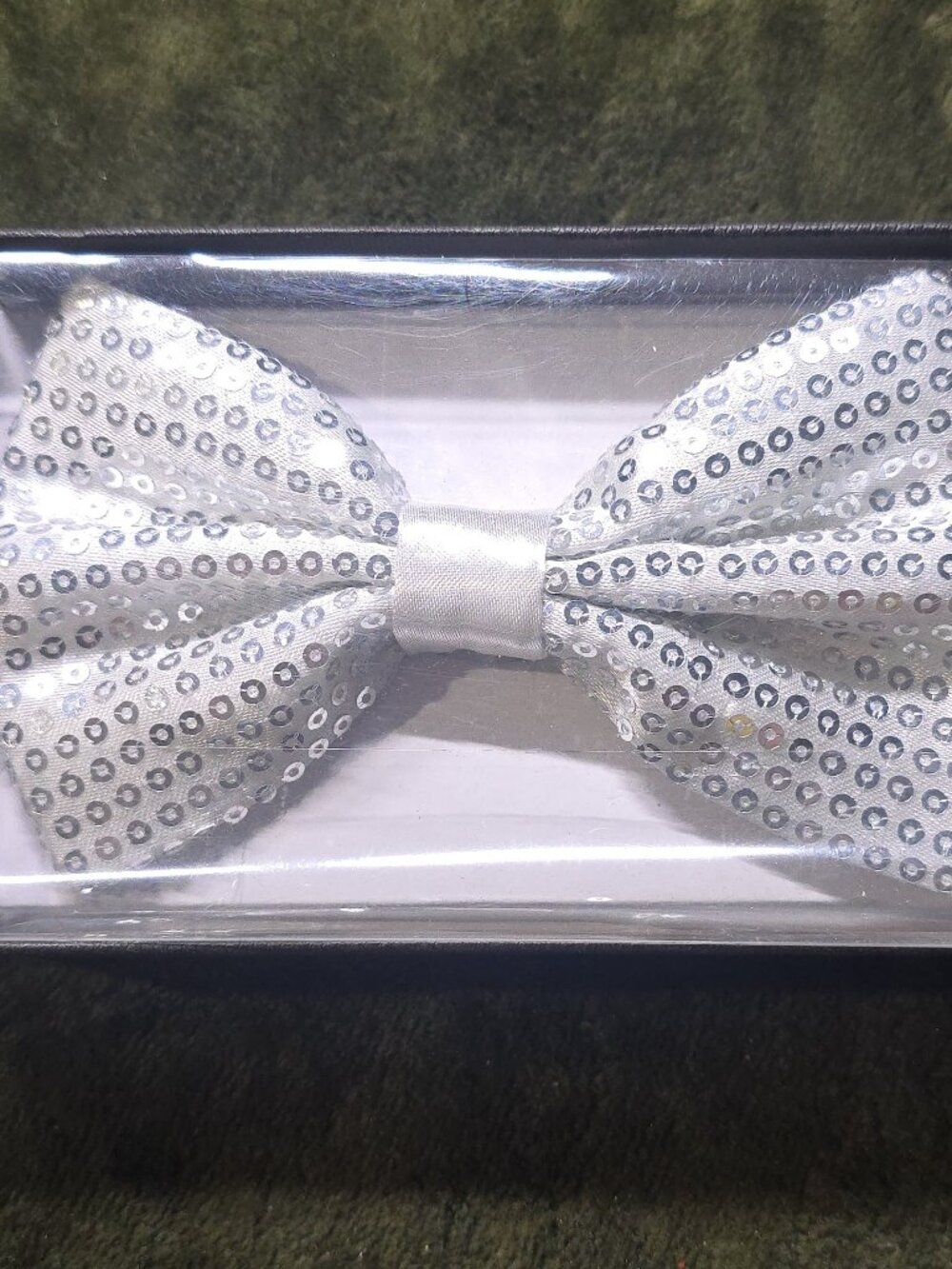 Silver Sequin Bow Tie Pre-Tied Adjustable Sparkle Glam Party Tuxedo